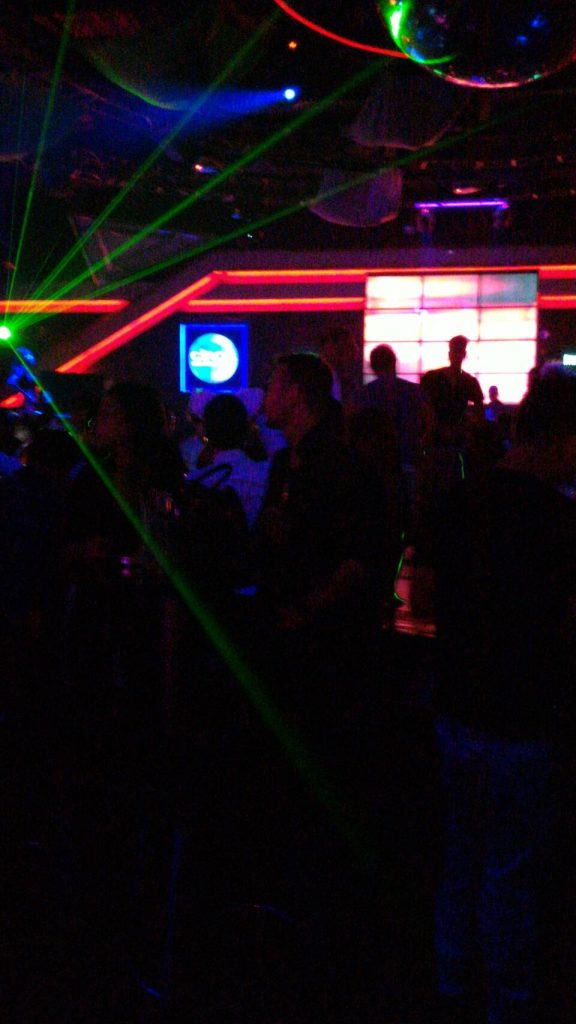 インサニティ,インサニティナイトクラブ,Insanity,Insanity Night club,タイ,バンコク,ディスコ,クラブ,ナイトクラブ,ナナ,アソーク,BTS,スクンビットソイ12,ソイカウボーイ,ナナプラザ,ダンス,ダンスクラブ