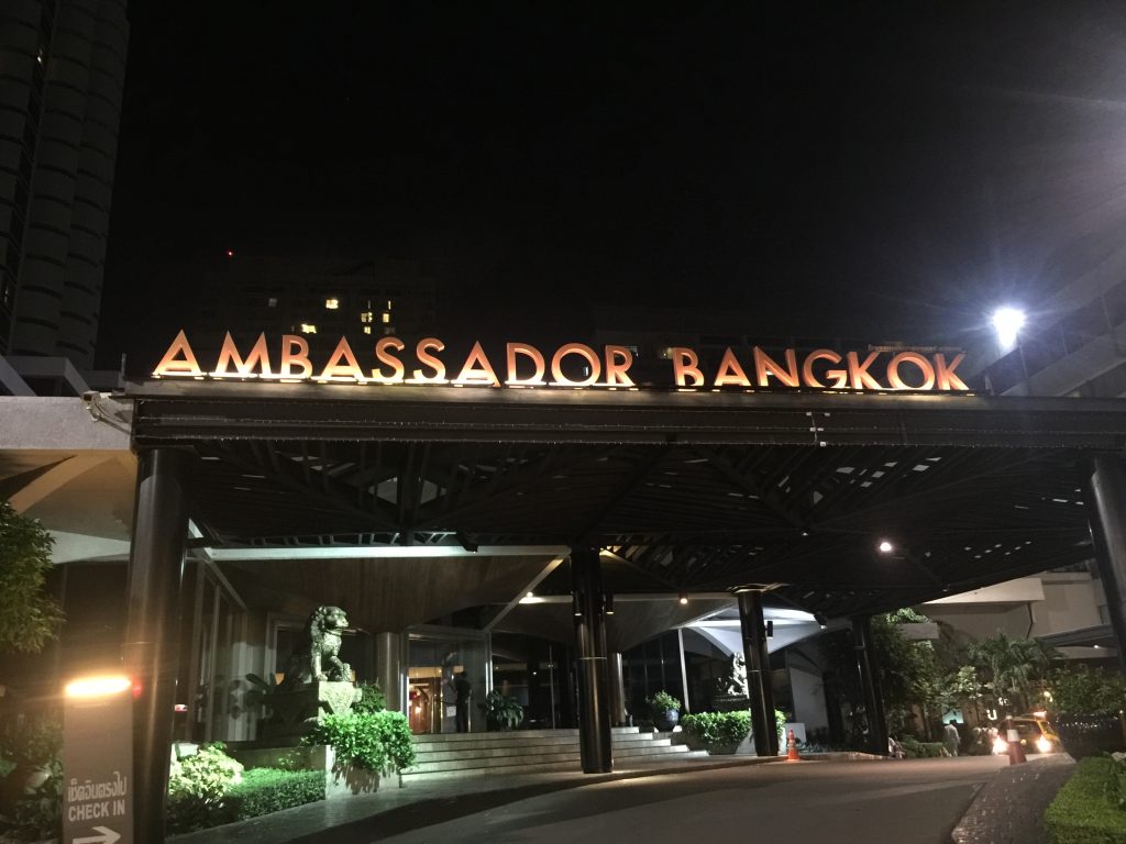 バンコク,クラブ,ディスコ,クライマックス,ナナ駅,タイ,観光,旅行,ナイトスポット,ダンス,踊り,ナンパ,出会い,彼女,彼氏,Climax,Nana,スクンビットソイ11,Sukhumvitsoi11,タイ人,陽気,ファラン,日本人,観光客,駐在者