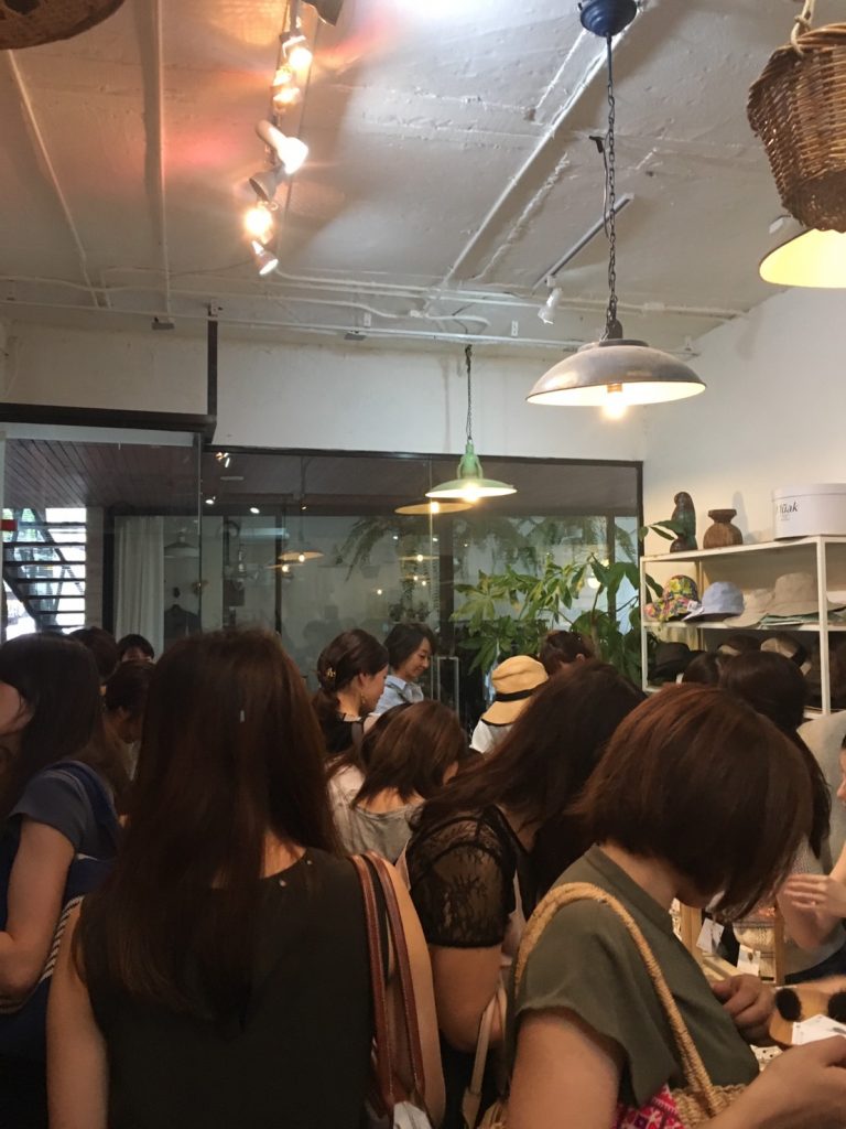 タイ,人気,日本人,ブランド,帽子,Muak,ムアック,CORNET TOKYO,コルネ,Jasmine,mizutama cafe,eavam,イーバム