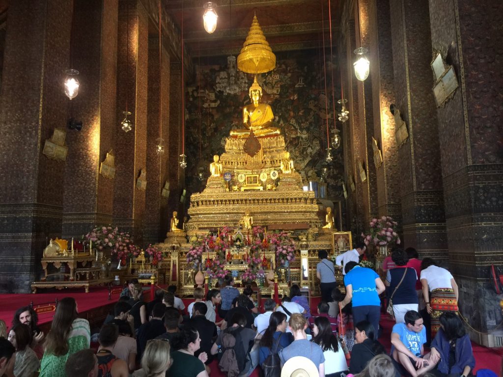タイ旅行,バンコク旅行,服装,黒い服,黒いリボン,年末年始,2016年,2017年