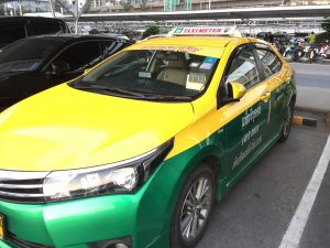 タイ,バンコク,タクシー,乗車拒否,メーター,使用,不使用,乗り方,運転手,旅行,観光,移動手段,行き方,目的地,方法