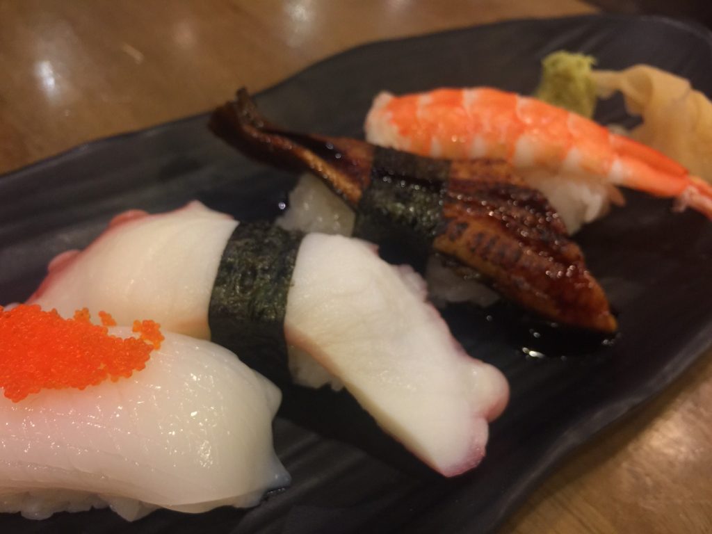 8トンロー,エイトトンロー,寿司,日本料理,刺身,ただいま,tadaima,サーモン,割引,プロモーション,忘年会,パーティー