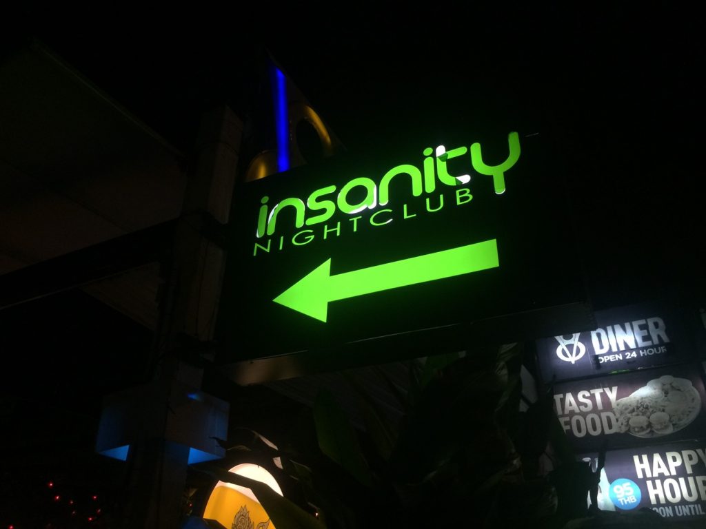 インサニティ,インサニティナイトクラブ,Insanity,Insanity Night club,タイ,バンコク,ディスコ,クラブ,ナイトクラブ,ナナ,アソーク,BTS,スクンビットソイ12,ソイカウボーイ,ナナプラザ,ダンス,ダンスクラブ