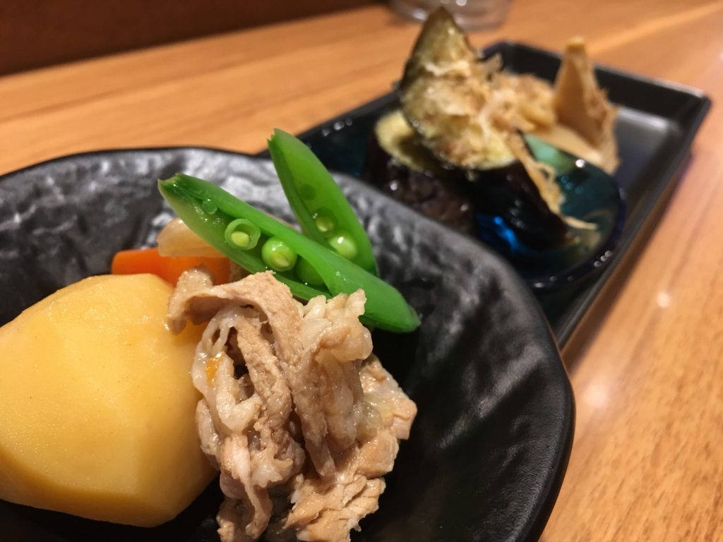 菜遊季,Saiyuki,バンコク,トンロー,日本料理,和食,居酒屋,おばんざい,鍋,てっちり,カニ,松茸,生カキ,定食,日本食