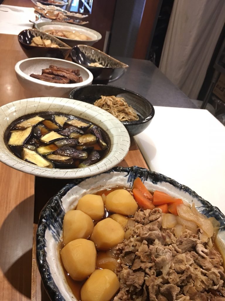 菜遊季,Saiyuki,バンコク,トンロー,日本料理,和食,居酒屋,おばんざい,鍋,てっちり,カニ,松茸,生カキ,定食,日本食
