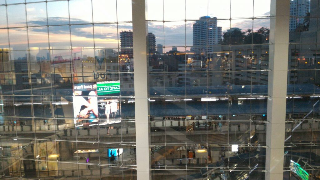 ターミナル21,アソーク,スクンビット,観光,名所,2017,タイ,旅行,おすすめ,BTS,MRT,Sukhumvit,Asoke,Terminal 21,เทอร์มินอล 21