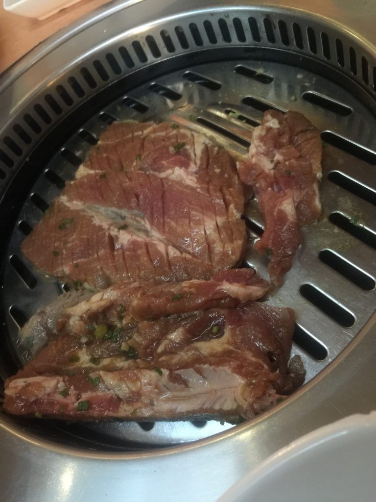 タイ,バンコク,スクンビットプラザ,スクンビット,アソーク,コリアンタウン,コリアンビル,焼肉,ニューハーフショー,韓国,観光,グルメ,Sukhumvit Plaza