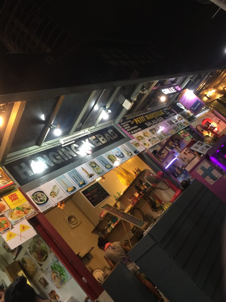 W Market,バンコク,おすすめ,ビアガーデン,プラカノン,プラカノン広場,おいしい,ビアホール,屋外,レストラン,スクンビット,W District