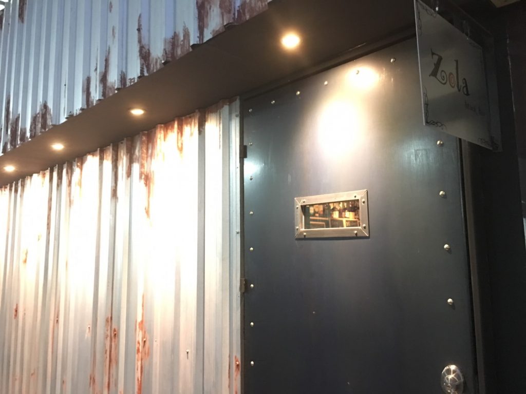 Zola Snack Bar,ゾラスナックバー,ゾラ,Zola,