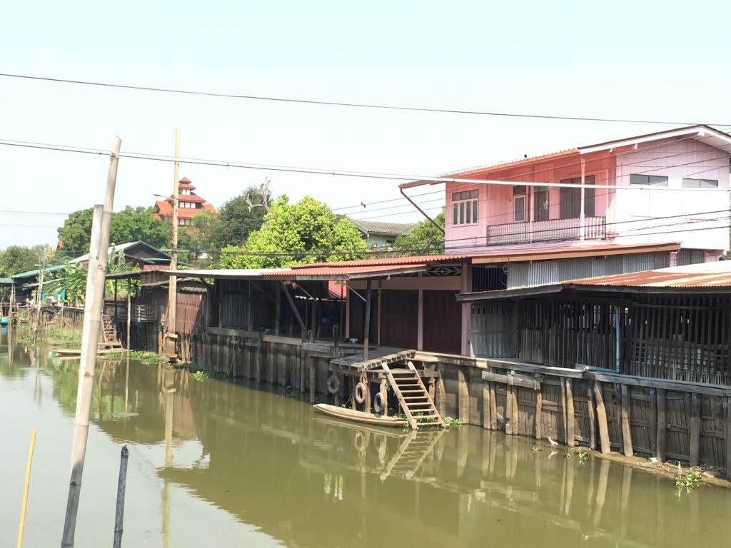 タイ,バンコク,旅行,観光,市場,マーケット,100年市場,タラートクローンスワンロイピー,クローン市場,Khlong Suan Roi Pi old market,ตลาดคลองสวน 100 ปี