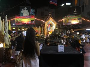 プラ・ピッカネート,タイ,バンコク,旅行,観光,パワースポット,ガネーシャ,商売,事業,学問,ホイクワン,Huai Khwang