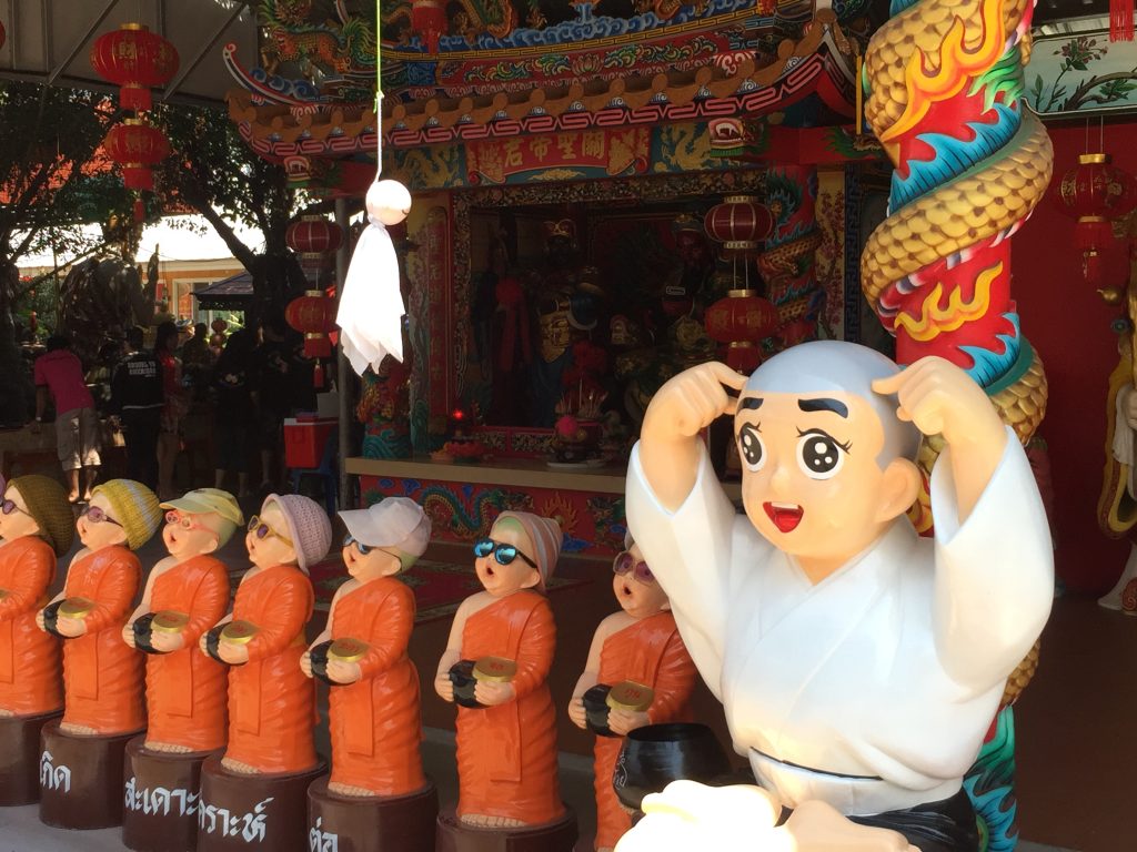 Wat Saman Rattanaram,ワット・サマン・ラタナラム,ワットサマン,ピンクガネーシャ,神様,パワースポット,関聖帝君,観音菩薩,ブラフマー,ゴールデンロック