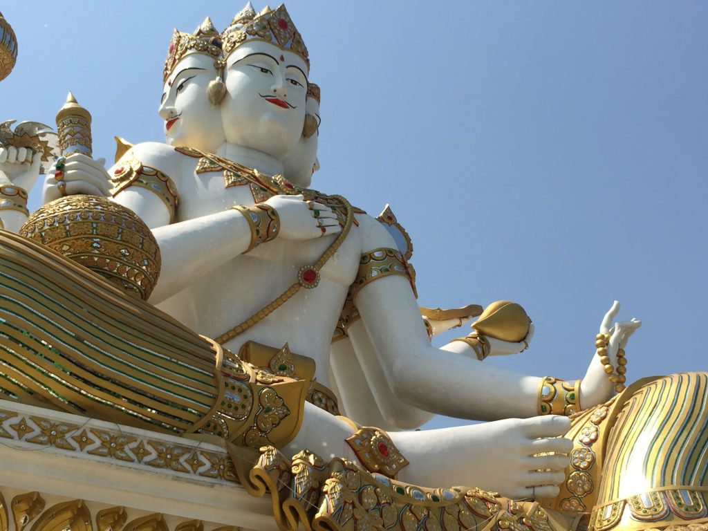 Wat Saman Rattanaram,ワット・サマン・ラタナラム,ワットサマン,ピンクガネーシャ,神様,パワースポット,関聖帝君,観音菩薩,ブラフマー,ゴールデンロック