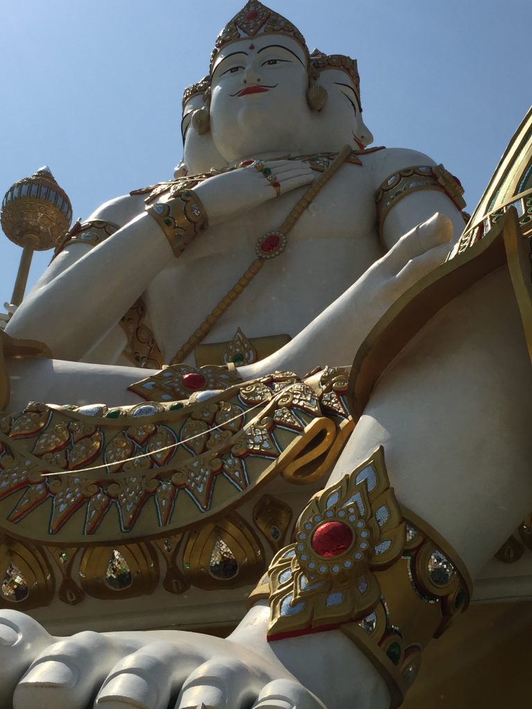 Wat Saman Rattanaram,ワット・サマン・ラタナラム,ワットサマン,ピンクガネーシャ,神様,パワースポット,関聖帝君,観音菩薩,ブラフマー,ゴールデンロック