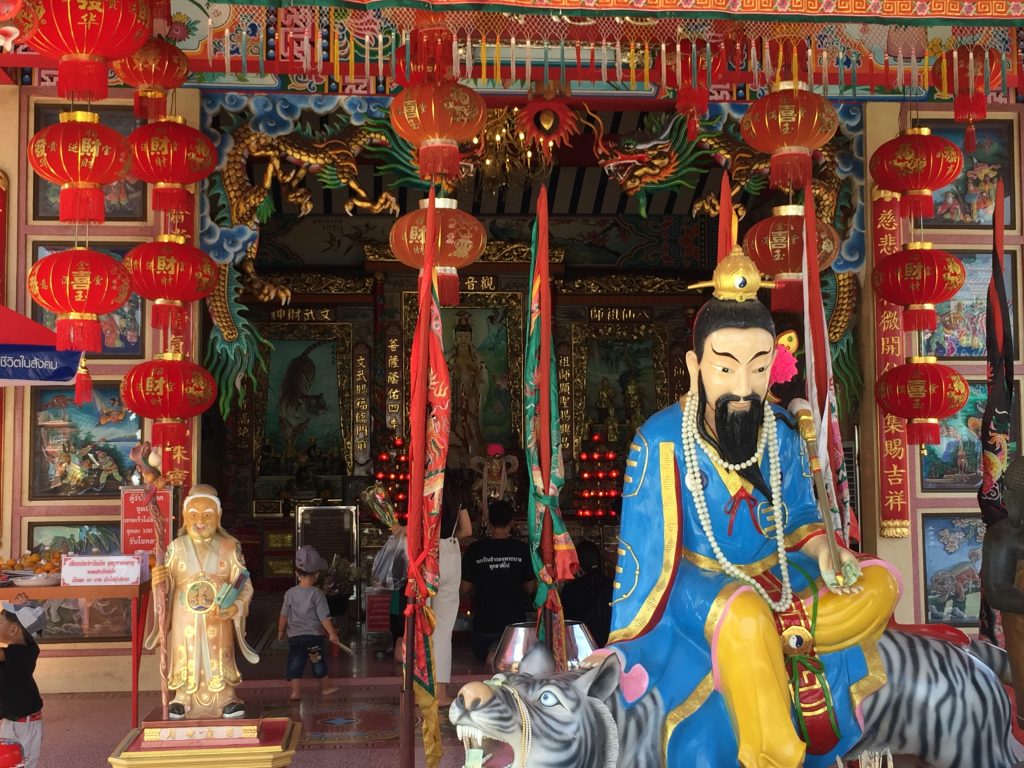 Wat Saman Rattanaram,ワット・サマン・ラタナラム,ワットサマン,ピンクガネーシャ,神様,パワースポット,関聖帝君,観音菩薩,ブラフマー,ゴールデンロック