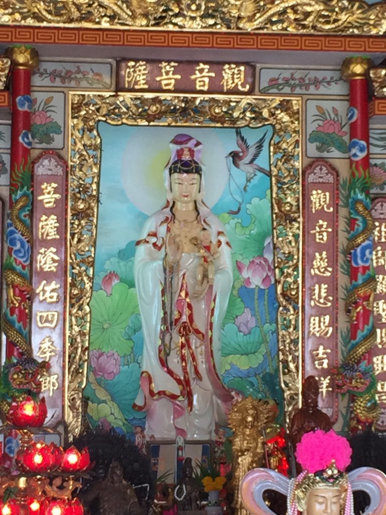 Wat Saman Rattanaram,ワット・サマン・ラタナラム,ワットサマン,ピンクガネーシャ,神様,パワースポット,関聖帝君,観音菩薩,ブラフマー,ゴールデンロック