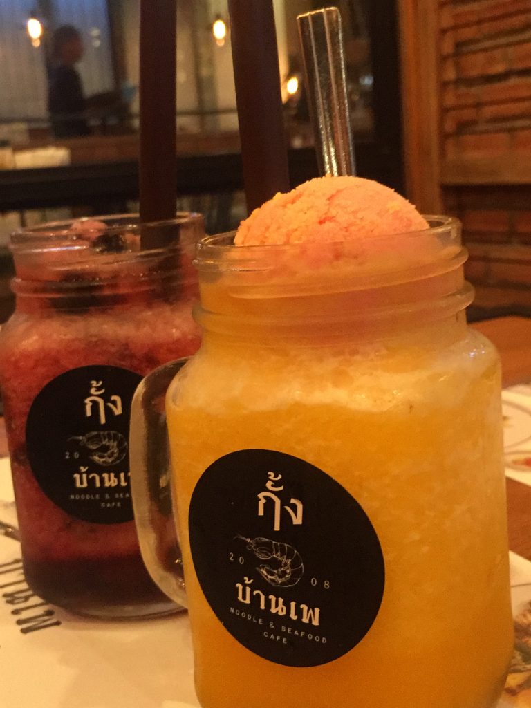 シーフード,魚介類,ガンバンペー,タイ料理,バンコク,ラヨーン,バンペー港,サイアムセンター,セントラルエンバシー,エビ,カニ,シャコ,魚