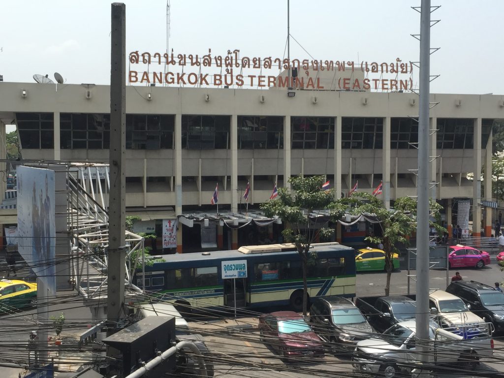 タイ,バンコク,バス,エカマイ,エカマイバスターミナル,東バスターミナル,Eastern Bus Terminal,パタヤ,行き方,説明,日本語,住所