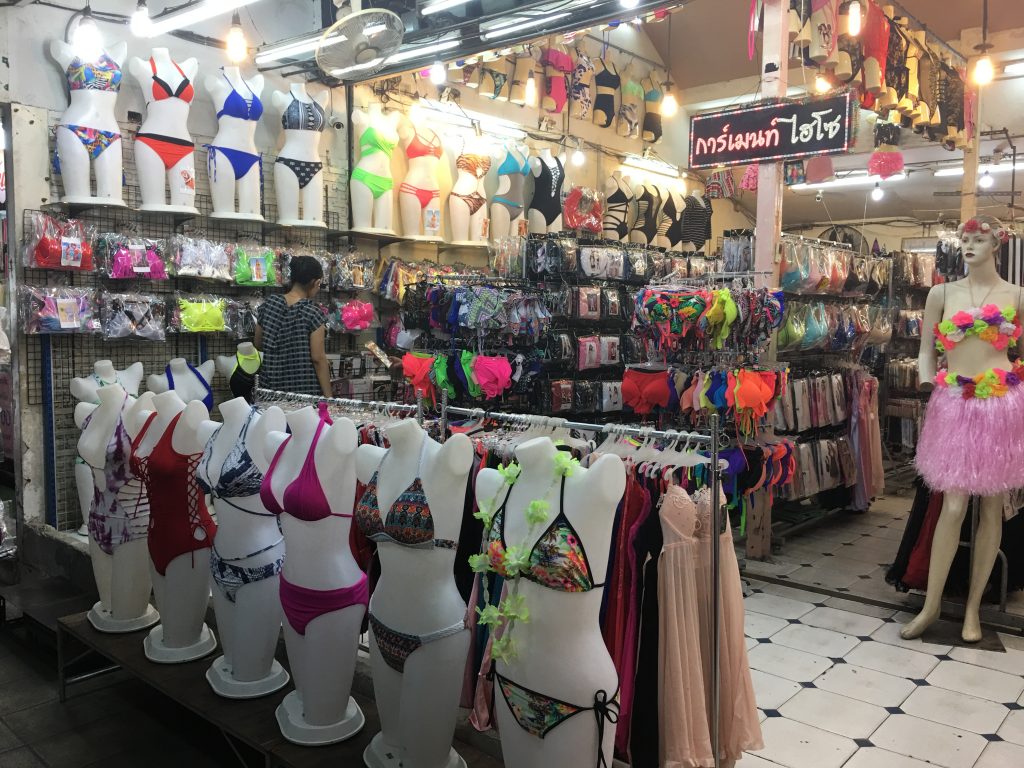 ホイクワン ナイトマーケット,ナイトマーケット,市場,説明,行き方,住所,日本語,タイ語,観光,バンコク,タイ