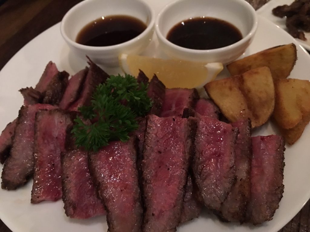 Peko,ペコ,トンロー,日本料理,ステーキ,焼肉,洋食,プロンポン駅,スクンビットソイ49