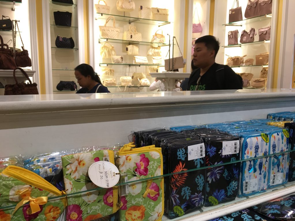 ナラヤ,NaRaYa,セントラルワールドプラザ,Central World,タイ,バンコク,お土産,買い物,ショッピング,行き方,説明
