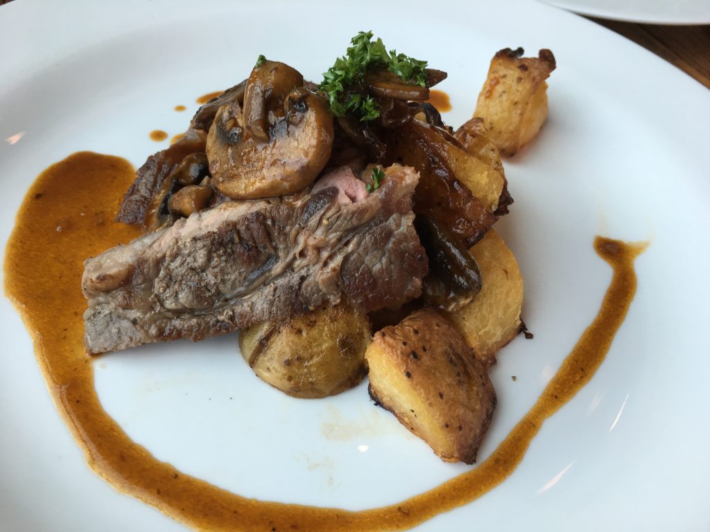 アソーク,Asoke,イタリアン,ランチ,ディナー,Attico,アッティコ,行き方,説明,住所
