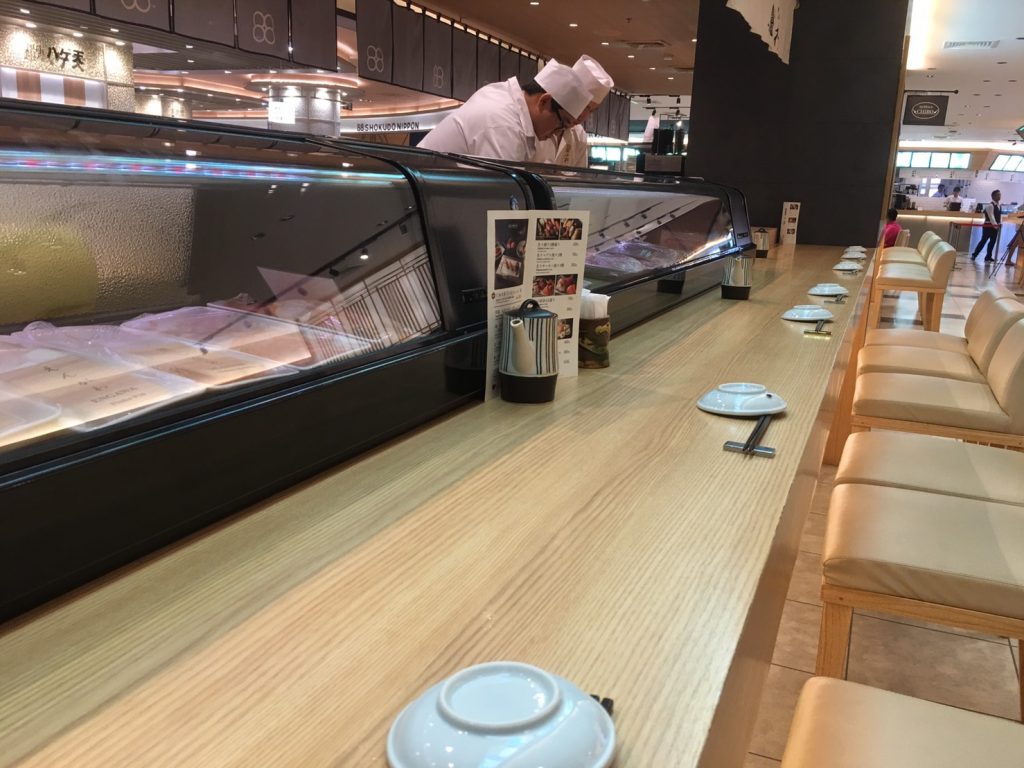 寿司,すし,小松,こまつ,チットロム,セントラルワールド,伊勢丹,バンコク,タイ,和食,日本料理