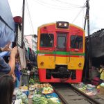 Mae Klong Market,メークロン市場,鉄道市場,タイ,バンコク,旅行,観光,おすすめ,行き方,住所,地図,説明,時刻表