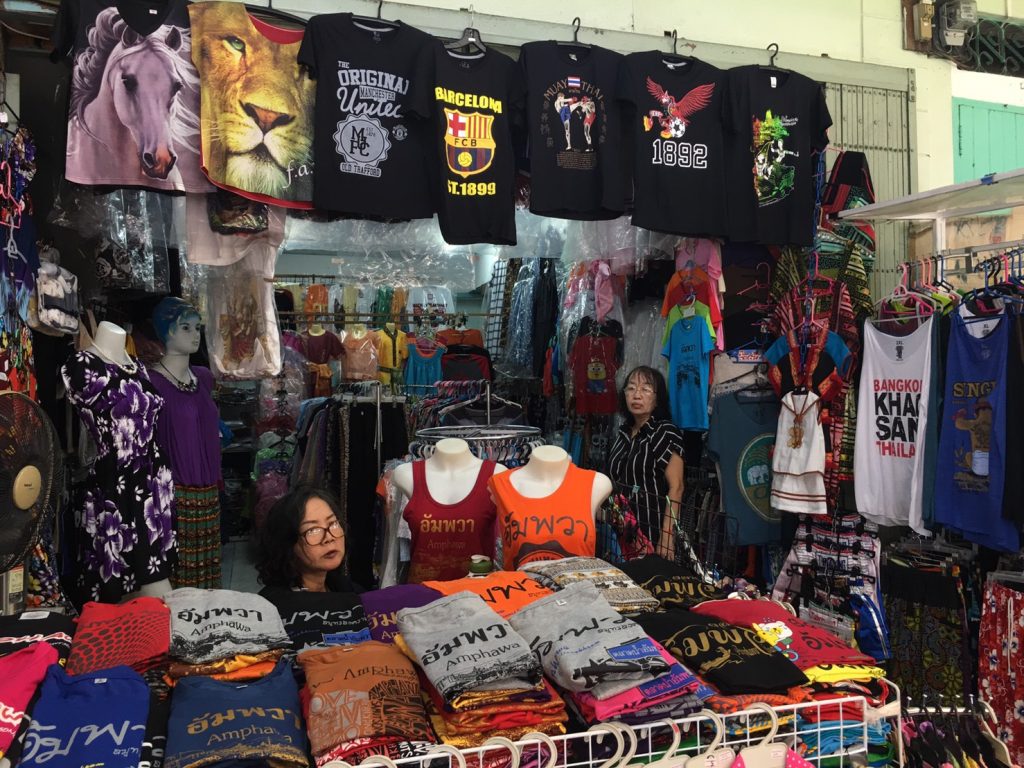 アンパワー水上マーケット,Amphawa Floating Market,ตลาดน้ำอัมพวา,タイ,バンコク,旅行,観光,スポット,水上マーケット,市場,ローカル市場,行き方,説明