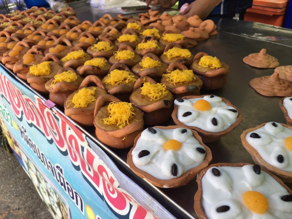 アンパワー水上マーケット,Amphawa Floating Market,ตลาดน้ำอัมพวา,タイ,バンコク,旅行,観光,スポット,水上マーケット,市場,ローカル市場,行き方,説明