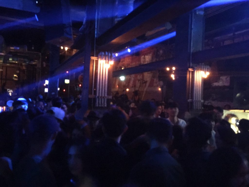 タイ,バンコク,クラブ,ディスコ,デモ,トンロー,エカマイ,DEMO,行き方,説明,地図,ハイソ,富裕層