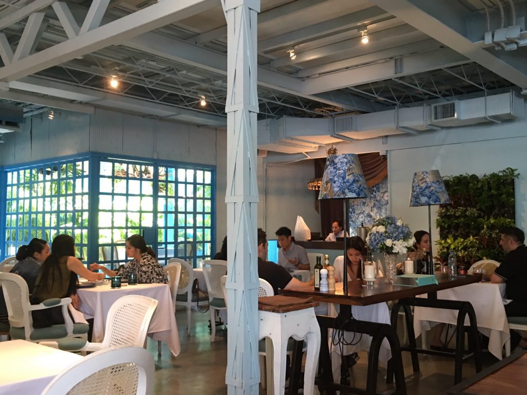 ピザ マッシリア,Pizza Massilia Sukhumvit,マッシリア,Massilia,スクンビットソイ49,トンロー駅,プロンポン駅,ピザ,イタリア料理