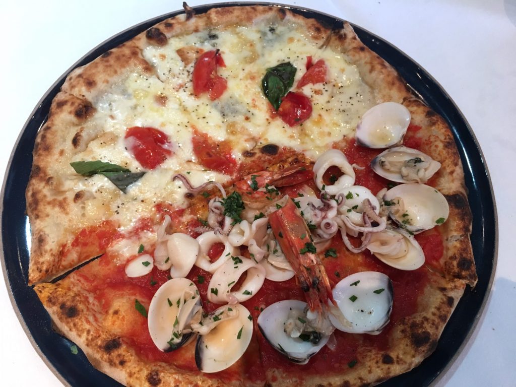 ピザ マッシリア,Pizza Massilia Sukhumvit,マッシリア,Massilia,スクンビットソイ49,トンロー駅,プロンポン駅,ピザ,イタリア料理
