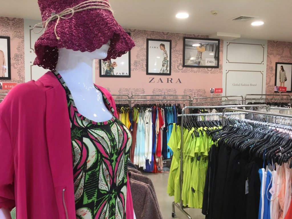 アウトレット,ショッピング,買い物,タイ,バンコク,ブランド,The K Fashion Outlet,有名