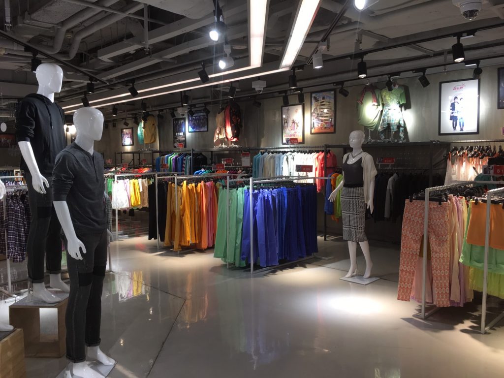 アウトレット,ショッピング,買い物,タイ,バンコク,ブランド,The K Fashion Outlet,有名