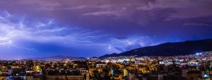 タイ,バンコク,海外,生活,停電,UPS,無停電電源装置,使い方,故障,雷