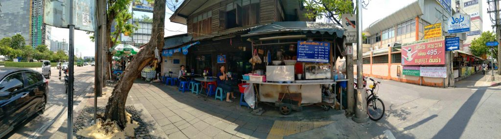 Talat phlu,ラチャダピセック,タラート・プルー駅,タイ,バンコク,タイ料理,クィッティアオ,タイラーメン,ルック チンパー ルーシャー,ร้านลูกชิ้นปลาลือชา,ローカル屋台