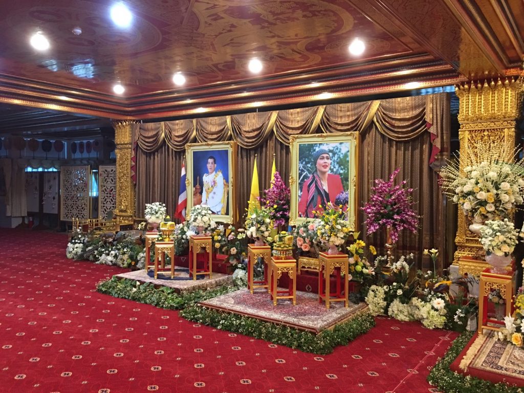 タイ,バンコク,ワットパクナム,パクナム寺院,Wat Paknam,วัดปากน้ำ ภาษีเจริญ,行き方,観光,スポット,天井画,おすすめ,説明