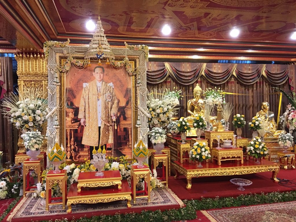 タイ,バンコク,ワットパクナム,パクナム寺院,Wat Paknam,วัดปากน้ำ ภาษีเจริญ,行き方,観光,スポット,天井画,おすすめ,説明