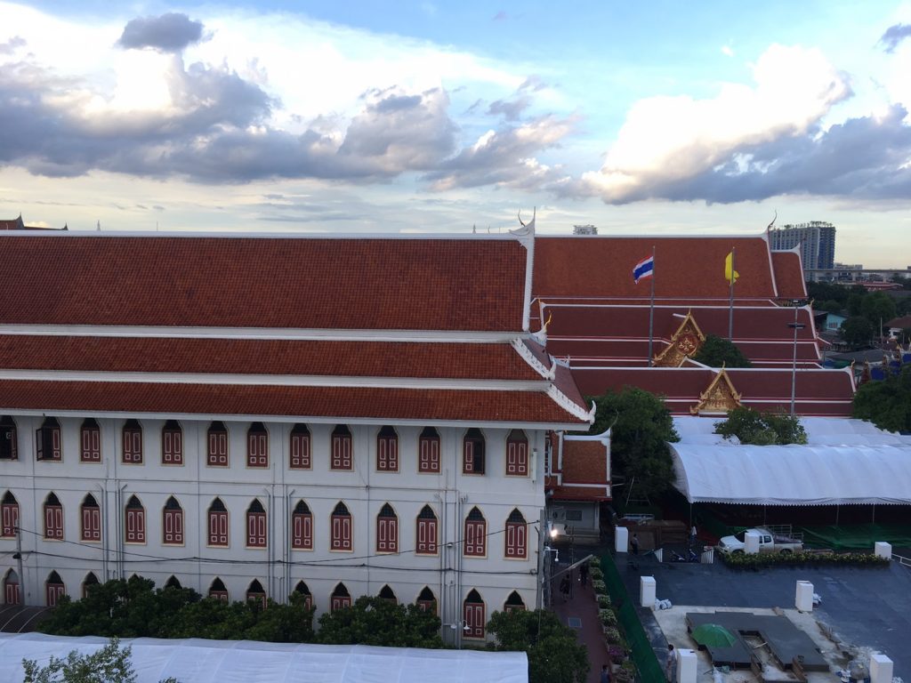 タイ,バンコク,ワットパクナム,パクナム寺院,Wat Paknam,วัดปากน้ำ ภาษีเจริญ,行き方,観光,スポット,天井画,おすすめ,説明