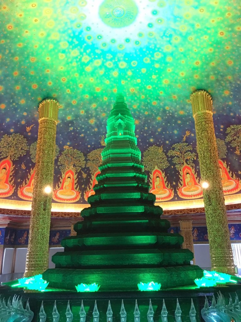 タイ,バンコク,ワットパクナム,パクナム寺院,Wat Paknam,วัดปากน้ำ ภาษีเจริญ,行き方,観光,スポット,天井画,おすすめ,説明