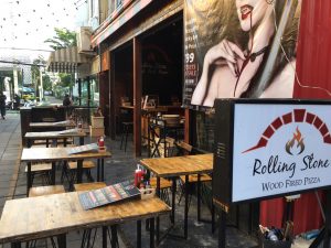 ローリングストーン ピザ,Rolling Stone Pizza,オンヌット駅,スクンビットソイ50,ピザ,イタリアン,屋台,The Beacon Place,ザ・ビーコンプレイス