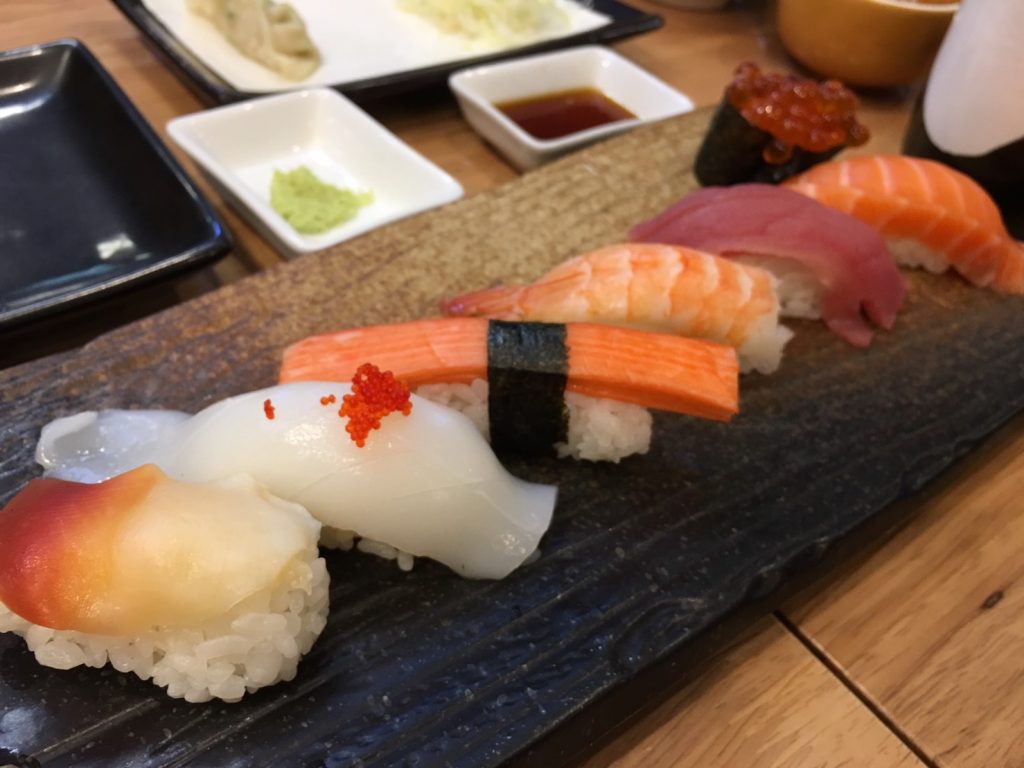 スワンナプーム空港,回転ずし,寿司,でん,グルメ,日本料理,和食,Sushi Den,Suvarnabhumi Airport