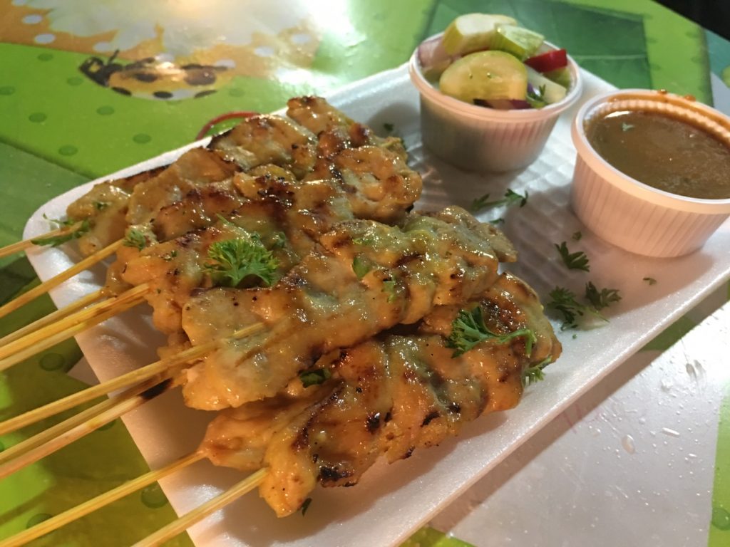 The Conner 79,ザ コーナー79,オンヌット駅,ビアガーデン,タイ料理,屋台,ナイトマーケット