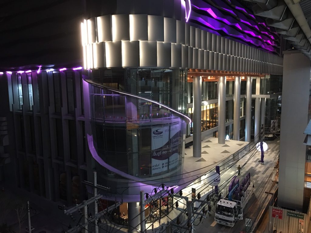 センチュリー ザ ムービープラザ オンヌット,Century The Movie Plaza OnNut,オンヌット駅,映画館,ホテル,行き方,説明,住所,日本料理,居酒屋,和食