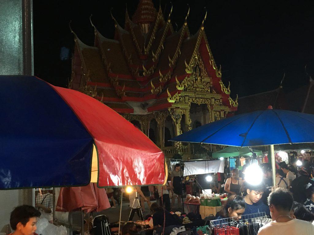 タイ,バンコク,オンヌット駅,住所,行き方,説明,ワット・マハーブット,Wat Maha Bodhi,วัดมหาบุศย์,地図