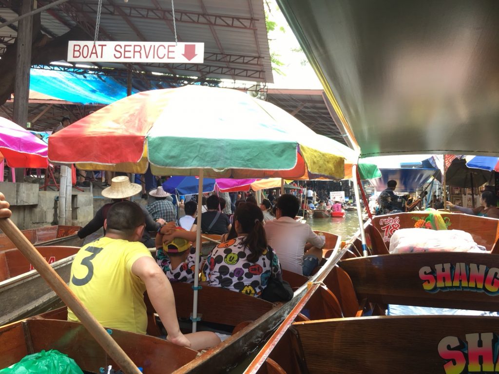 タイ,バンコク,観光,おすすめ,水上マーケット,ダムヌンサドゥアック水上マーケット,Damnoen Saduak Floating Market,ตลาดน้ำดำเนินสะดวก,行き方,説明,住所,地図