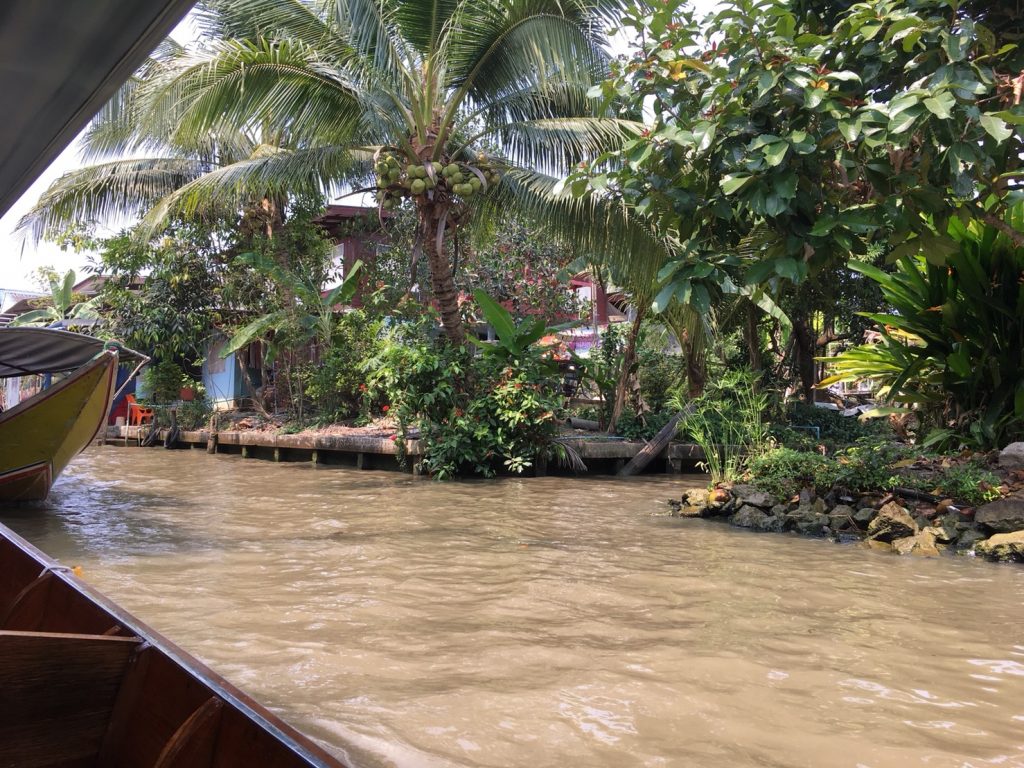 タイ,バンコク,観光,おすすめ,水上マーケット,ダムヌンサドゥアック水上マーケット,Damnoen Saduak Floating Market,ตลาดน้ำดำเนินสะดวก,行き方,説明,住所,地図