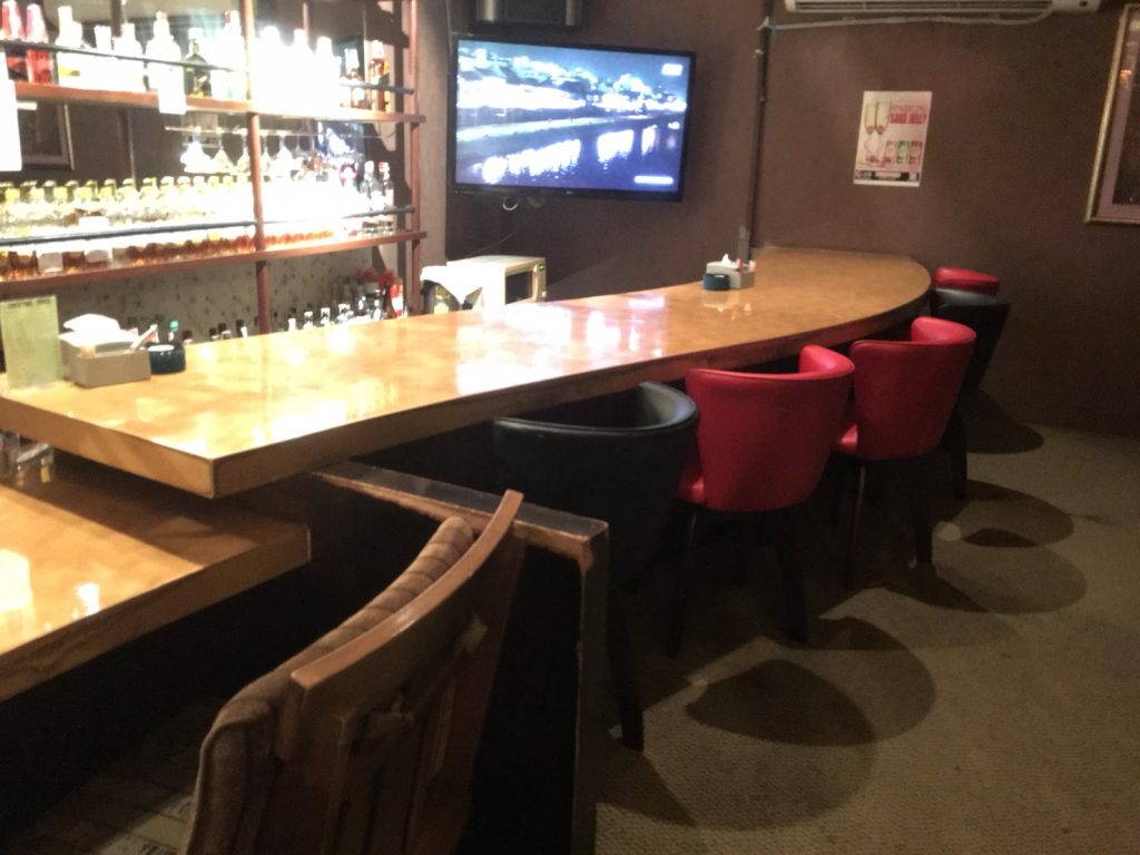 かりん,Karin,スナック,バー,日本式スナック,アソーク駅,スクンビット23,飲み放題