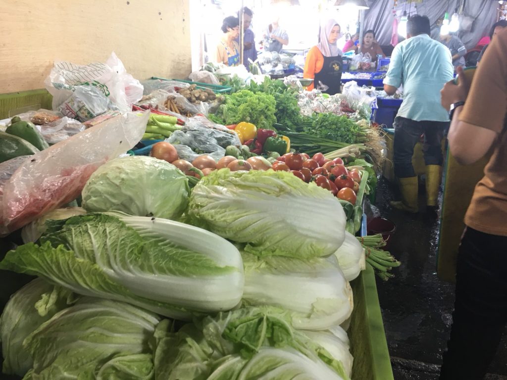 Naklua Fish Market,ランプ―マーケット,ナクルアマーケット,ローカル市場,タイ,パタヤ,魚,魚介類,マーケット,